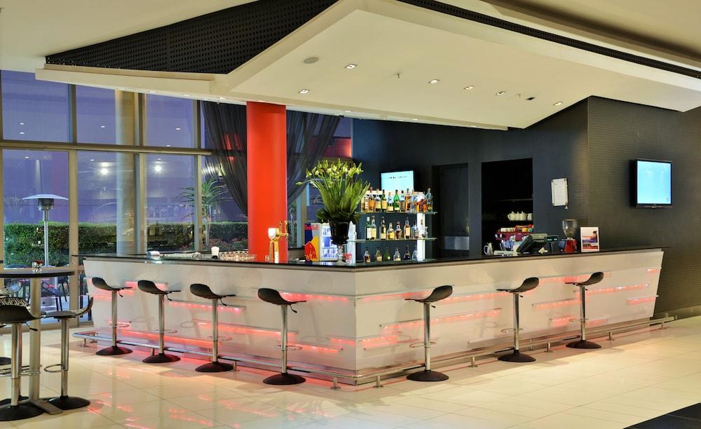 Park Inn Sandton Johannesburg Bagian luar foto